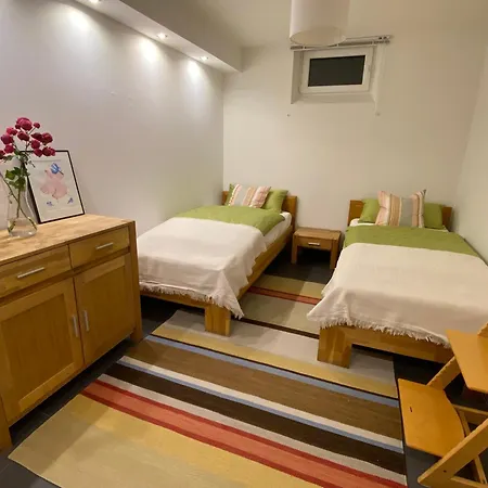 Апартаменты Schoene 90qm Mit Sonnenterrasse Und Aussicht *