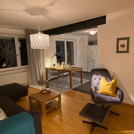 Апартаменты Schoene 90qm Mit Sonnenterrasse Und Aussicht Трир