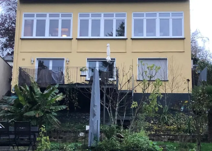 Schoene 90qm Mit Sonnenterrasse Und Aussicht Apartamento Tréveris