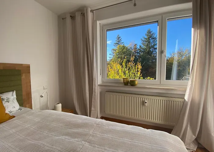 Schoene 90qm Mit Sonnenterrasse Und Aussicht Apartamento *