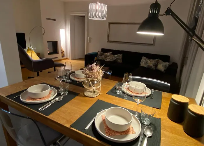 Apartamento Schoene 90qm Mit Sonnenterrasse Und Aussicht Tréveris