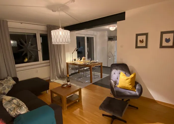 Apartamento Schoene 90qm Mit Sonnenterrasse Und Aussicht Tréveris